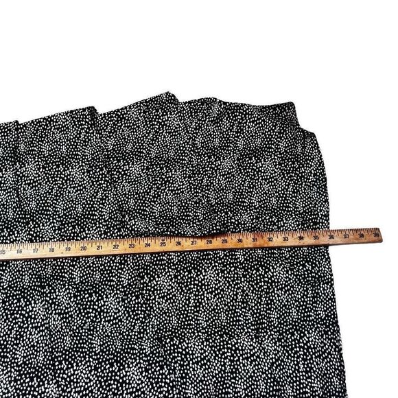 Jessica, Howard  - Picture 10 of 15